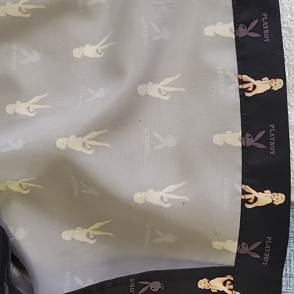 Playboy Collectible Marilyn Monroe Vintage Shirt. Size Medium. - Picture 8 of 16